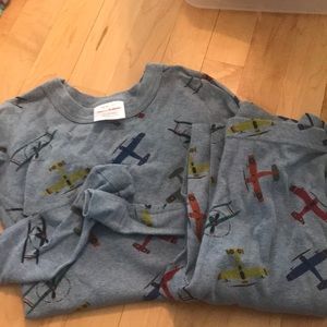 Hanna Andersson Gray Blue Airplane Print Pajamas Size 140cm US 10